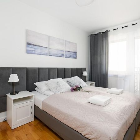 Malta Apartment Katowicka Pool & Parking By Noclegi Renters Πόζναν Εξωτερικό φωτογραφία